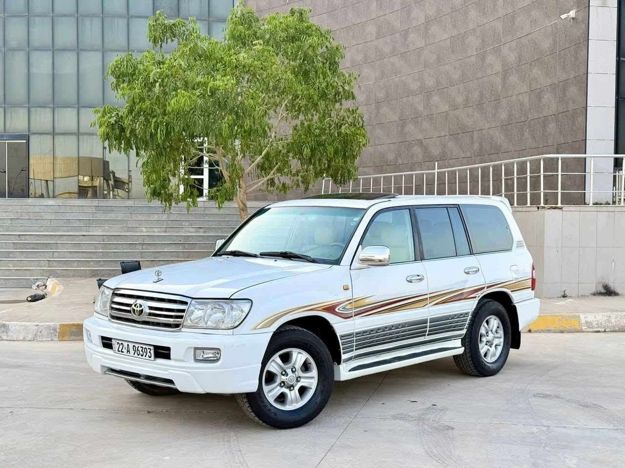 السلام عليكم ورحمة الله
للبيع كلين تايتل 
موديل 2002
محدث 2007
سياره نوزل مكينه عدله هزه جديده سنويه جديده غرامات صفر 7 راكب عليها منظومه غاز ايطالي الاصليه حداديه جاهزه من كلشي دبل تانكي دبل كير تبريد ثلج 3 قطع مع ثلاجة 

ب اسمي حصراً تحويل مباشر. 
مكفوله من كلشي عدا كارت تكحيل بمكان محدد ماتصرف عليها دينار واحد عنوان بغداد حي الجهاد 
السعر 167 
اتصال او واتساب 

***********
