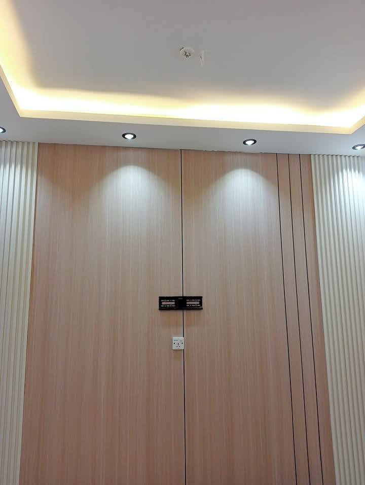 السلام عليكم🖐️
الي يريد يشتغل بيته ركم جبسن بورد بوكسات بروفايل 🔥
 سحب لوحات صبغ داخلي وصبغ واجهات 💯
تنضيف وصبغ الشبابيك✨
تعال يمنه شغل درجه اولى تريد يوميه تريد مقطوعه 👍
والعروض ويانه متخلص 👇👇👇
تصبغ 3غرف الرابعه مجانآ ،🫣
تشتغل بوكس جبسن بورد سحبات المخفيه مجانآ🫡
سرعه بالانجاز امانه الله ورسوله🙂‍↔️ 
للاستفسار اكثر مراسلتنا ع واتساب ***********
