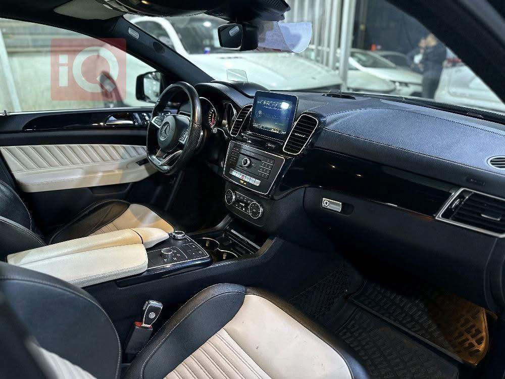مرسيدس   GLE 43 AMG 2018
🔹 الموديل: 2018
🔹 المحرك: 6 سلندر 3.0L  (BITurbo) – أداء عالي
🔹 ناقل الحركة: أوتوماتيكي AMG SPEEDSHIFT 9 سرعات
🔹 نظام الدفع: 4MATIC+ دفع رباعي متطور
🔹 اللون الداخلي: شامواه + جلد + كاربون فايبر فاخر
🔹 الضمان: وكالة BCM - ضمان خليجي
🔹 رقم السيارة: اربيل
تحويل مباشر
✅ الممشى 77 الف 
✅ تصميم رياضي فاخر مع شبك AMG الأمامي المميز
✅ابواب ذكي وشفط مع القفل التحكمي
✅ إضاءة LED أمامية وخلفية متكيفة مع إضاءة محيطية داخلية
✅ فتحة سقف بانورامية مزدوجة
✅ نظام تعليق هوائي (جكات) لتوفير راحة مطلقة أثناء القيادة
✅ رادارات متكاملة (أمامي + خلفي + جانبي) + نظام قيادة شبه ذاتية
✅ شاشات ديجيتال متكاملة مع نظام MBUX الذكي
✅ نظام ملاحة متطور + دعم أبل كاربلاي وأندرويد أوتو
✅ كراسي جلد مع تدفئة، ، وتدليك (مساج) بتحكم كهربائي كامل
✅ نظام صوتي Burmester فاخر ثلاثي الأبعاد
✅ كاميرات 360° مع حساسات أمامية وخلفية مع حلقة دائرية متكامله حول السيارة
✅ مثبت سرعة متكيف مع نظام الفرملة التلقائية
✅ جنوط AMG رياضية مقاس 22 إنش
✨ سيارة SUV رياضية، فاخرة، وجديدة جداً!

السعر 42 الف $

العنوان بغداد الوزيرية 

للاستفسار

 ***********
***********
