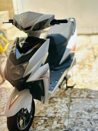 ماطور شحن للبيع 6 بطاريات موصل جانب الايمن  07719308258 سعر 200 وبي مج...