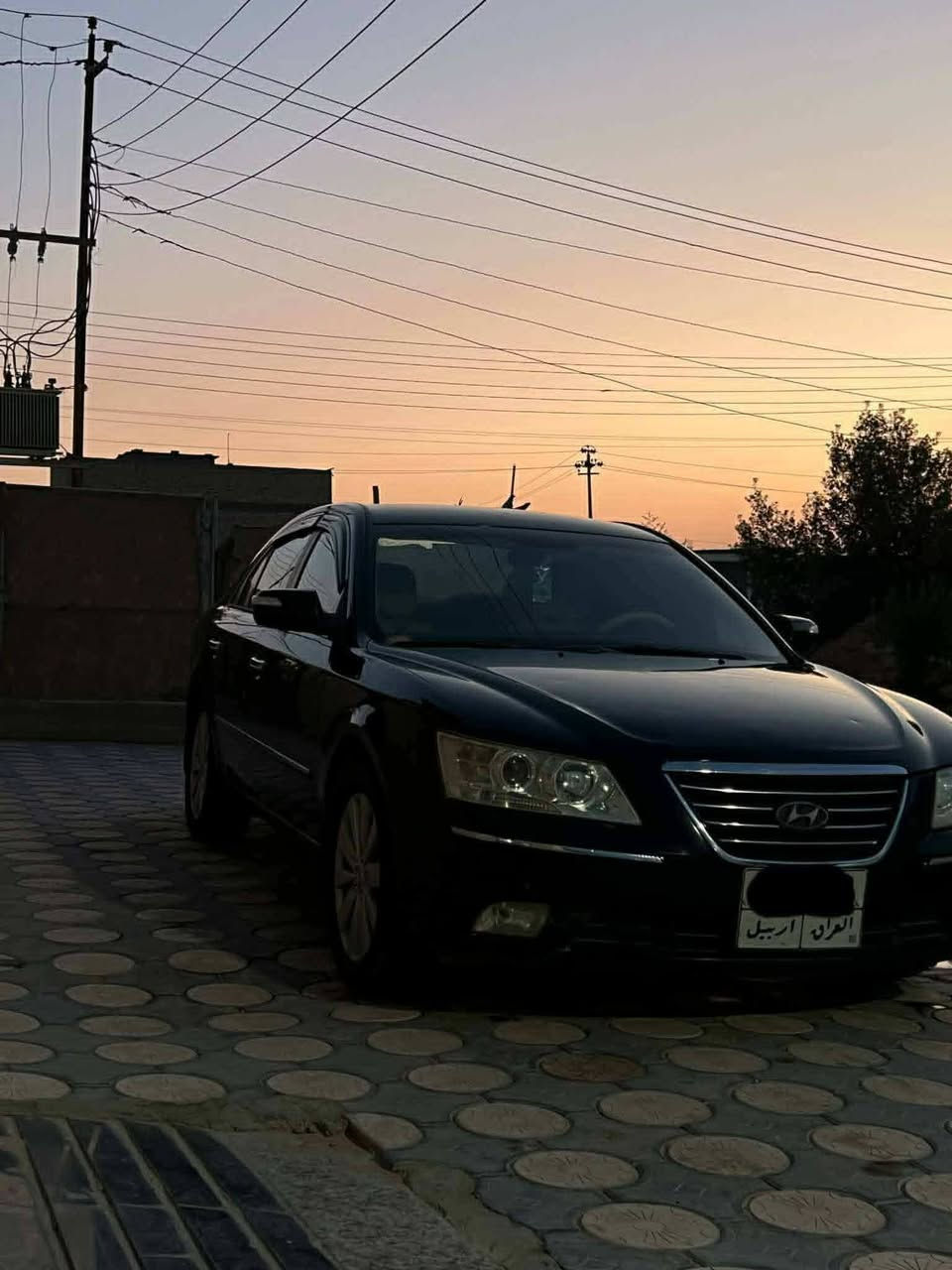 سلام عليكم سوناتا للبيع موديل 2010 خليجي مكينه 2400 مكفولة كفالة عامه عنوان النجف كوفه رقم الموبايل ***********
