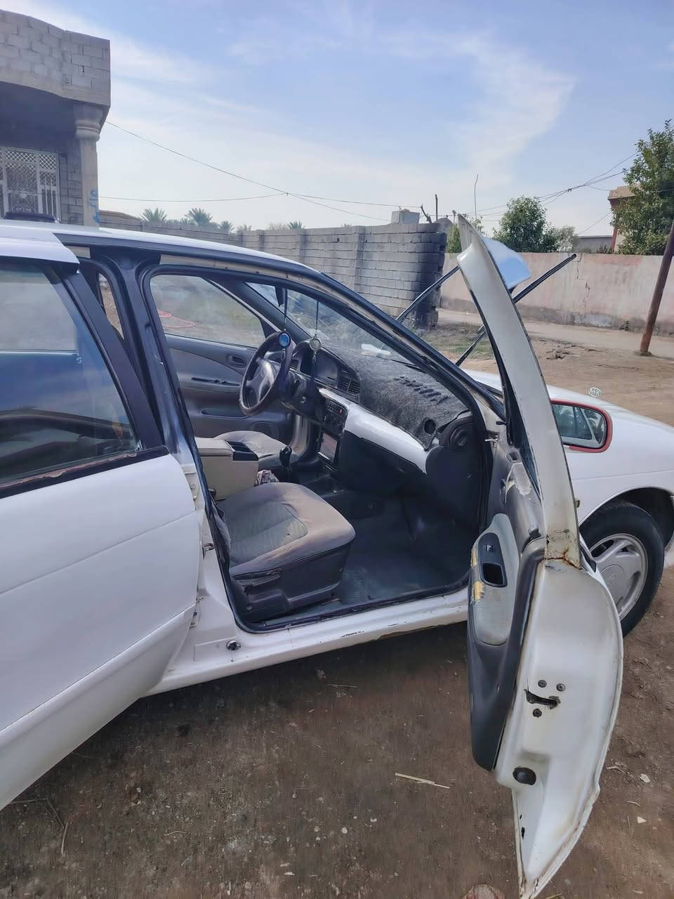 السلام عليكم سياره سيفيا للبيع ٩٥ مشروع وطني السعر ٣٧وبيها محرك كير فول الاستفسار عل م***********
