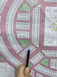 السجناء السياسيين • ٢٠٠م • واجهة ساحة