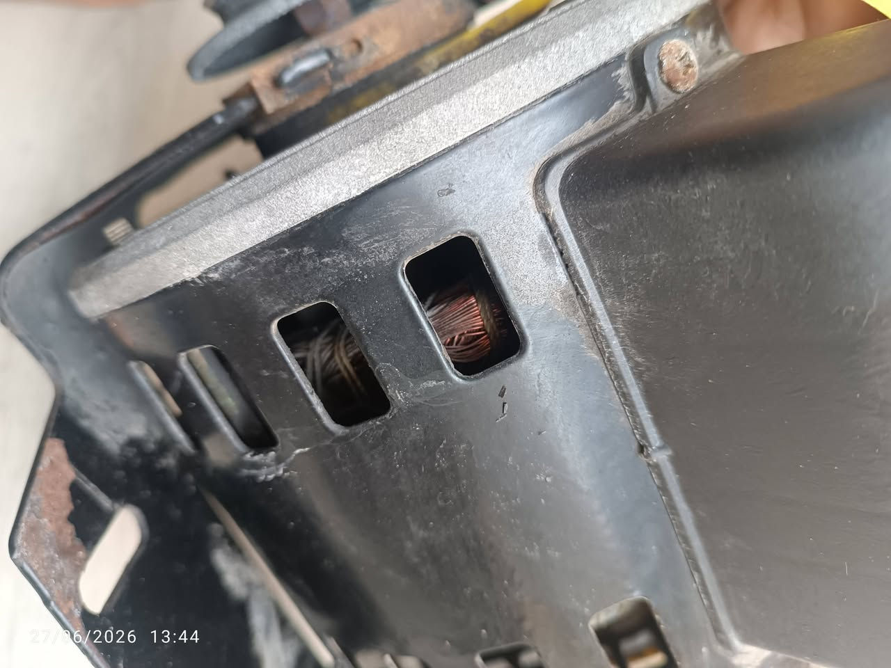 مأطور مبرده سرعتين وملف نحاس شرط من شركه KIA Electromotor
***********
