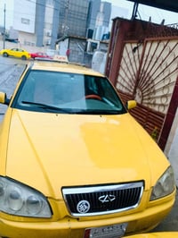 سيارة كوين 2010  محرك يارس  كاربون بانزين  محرك كير شرط لاصرف ولانفخ  ...