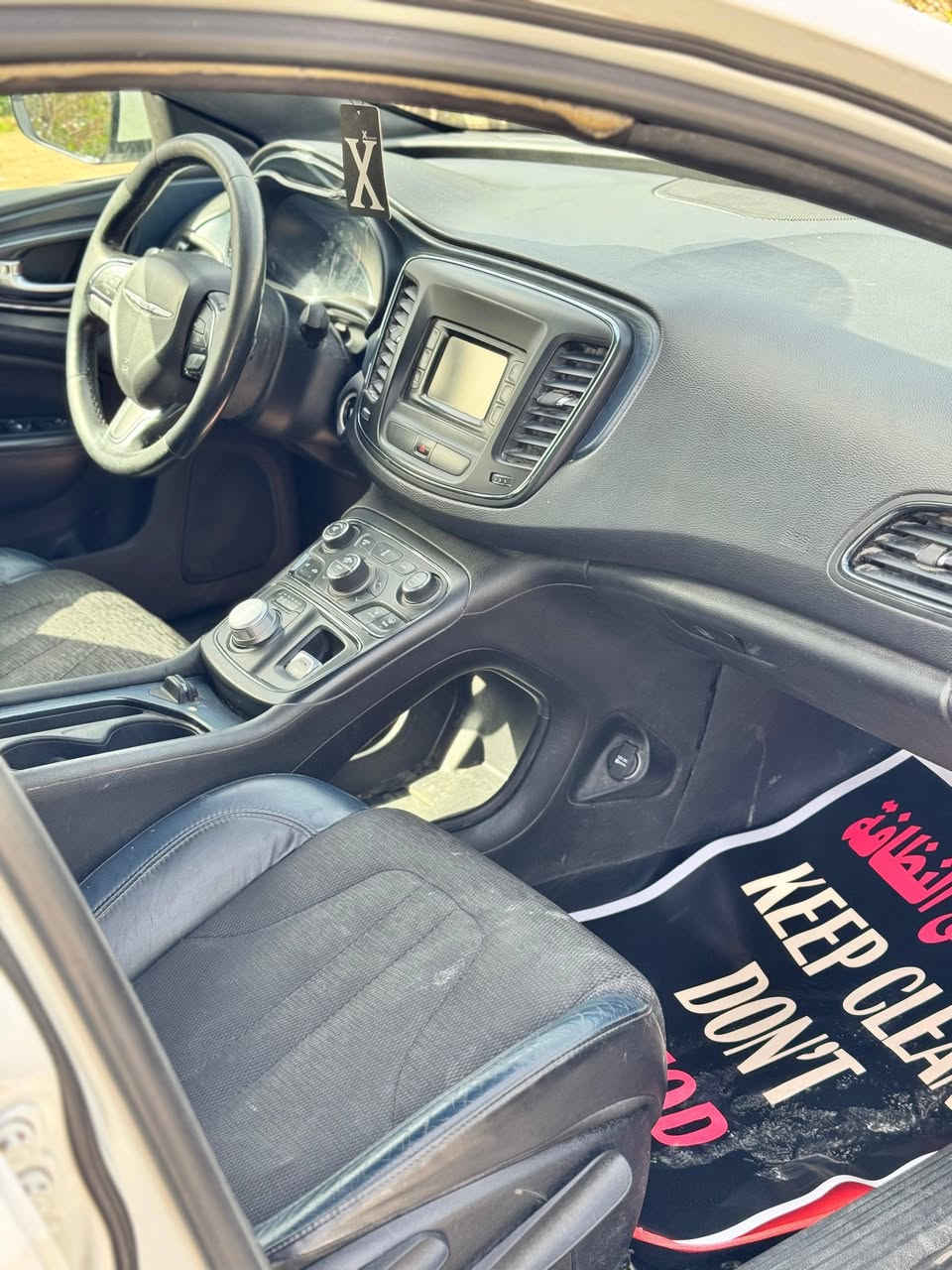 السلام عليكم c200 فئه الs موديل 2015 سياره ماشيه 127الف ميل سياره خير من الله بيها 3قطع صبغ مواصفاتها معروفه شفتات ستيرن كير ماوس 9نمر سياره خير من الله ع ايدي عنوان بغداد حي اور ***********
