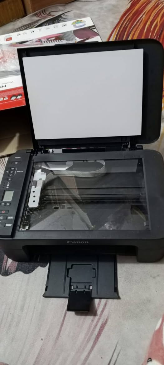 سلام عليكم
طابعه للبيع جديده 
شاحنه
طبع
استنساخ عادي +ملون
نقص حبر فقط
العنوان #ناصريه_مركز 
***********
