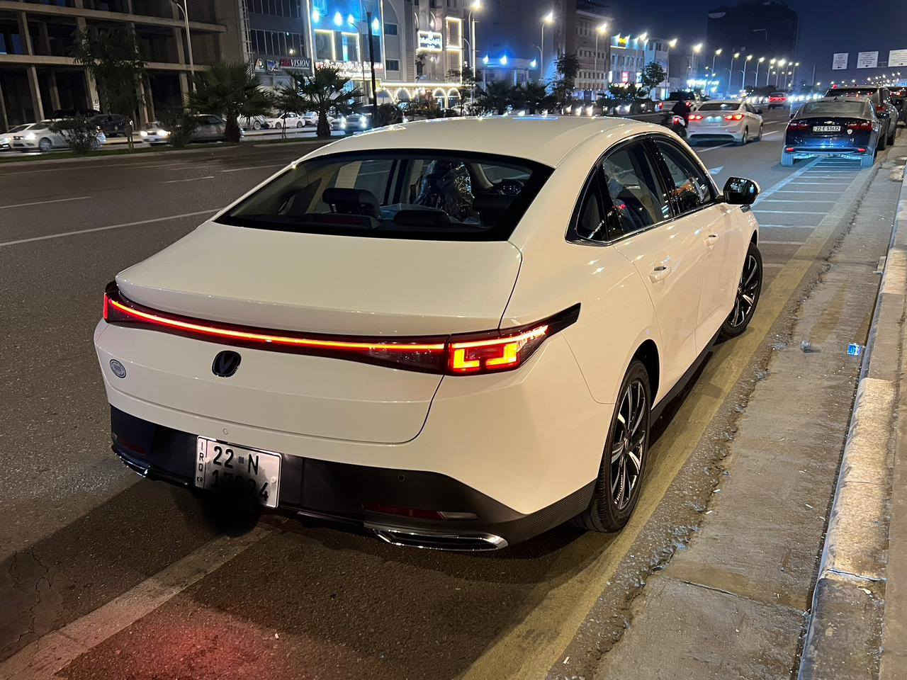 السلام عليكم 

شان جان ايدو بلس

محرك 1500 تون تيربو 

ما تنكض السياره

موديل 2025 

زيرو صفرر كيلو متر 0KM

رقم اربيل الدولي

بأسم شركه

وكاله مجانيه + تحويل مجاني

💎سياره من الطراز الحديث 💎

فووووول مواصفات

⚡️شاشه ايباد تدعم ابل كار بلاي + أندرويد اوتو 

⚡️كاميرات °360 ،،،، 5 كامرات 

⚡️تدعم كامره بيها تسجيل داش كام بلاد

⚡️فتحة سقف

⚡️رادارت 

⚡️تحديد مسار 

⚡️تنبيه تصادم 

⚡️اوتو هولد

⚡️كروز مثبت سرعة 

⚡️سايد بريك بصمة

⚡️عداد دجتل 

⚡️لإيتات اماميه وخلفيه لد 

⚡️لد خلفي متصل 

⚡️تاير قياس 17

⚡️فووول ايرباك

هووواي بيها مواصفات بس ما اذكرهن للآطاله 

‏العنوان البصرة ***********  ماشية 5000
مراوس حسب القناعه البصرة, العراق
