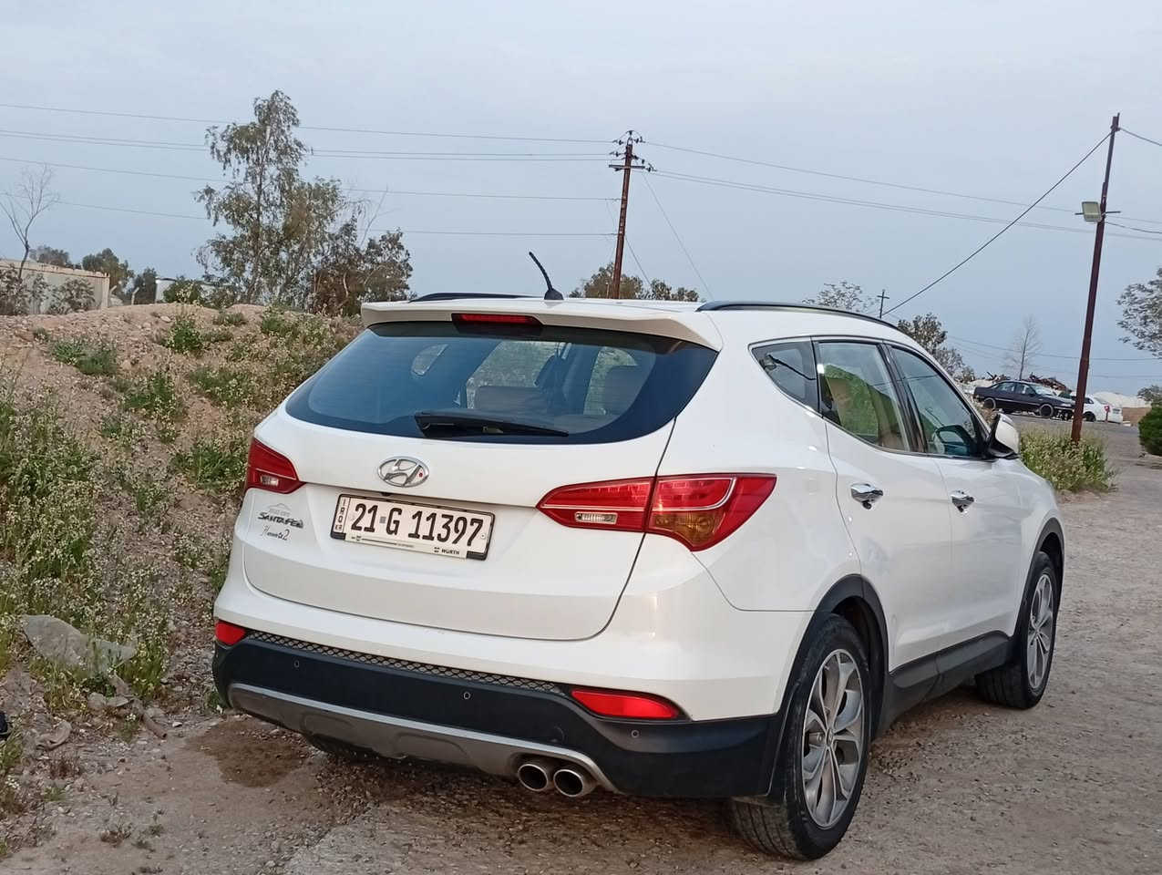 سيارة سنتافي ٢٠١٣محرك مفتوح ٤سلندر ماشي ١٧٠ مكفولة من دعامية للدعامية قطرة صبغ مابيهامراية شفط مراية اشارة ويل كروم ويل حجم ١٩كشنات كهربائیة نضام ايكو سنوية لحد ٢٠٣٠ شرط وكالة تحويل السعر ١٦٥ورقة مكان السيارة كفري كلار ***********
