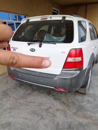 سورنتو 2009  بيه حادث مكلوبه . محرك كصه جديد كير مكفول تبريد ثلاجة رقم...