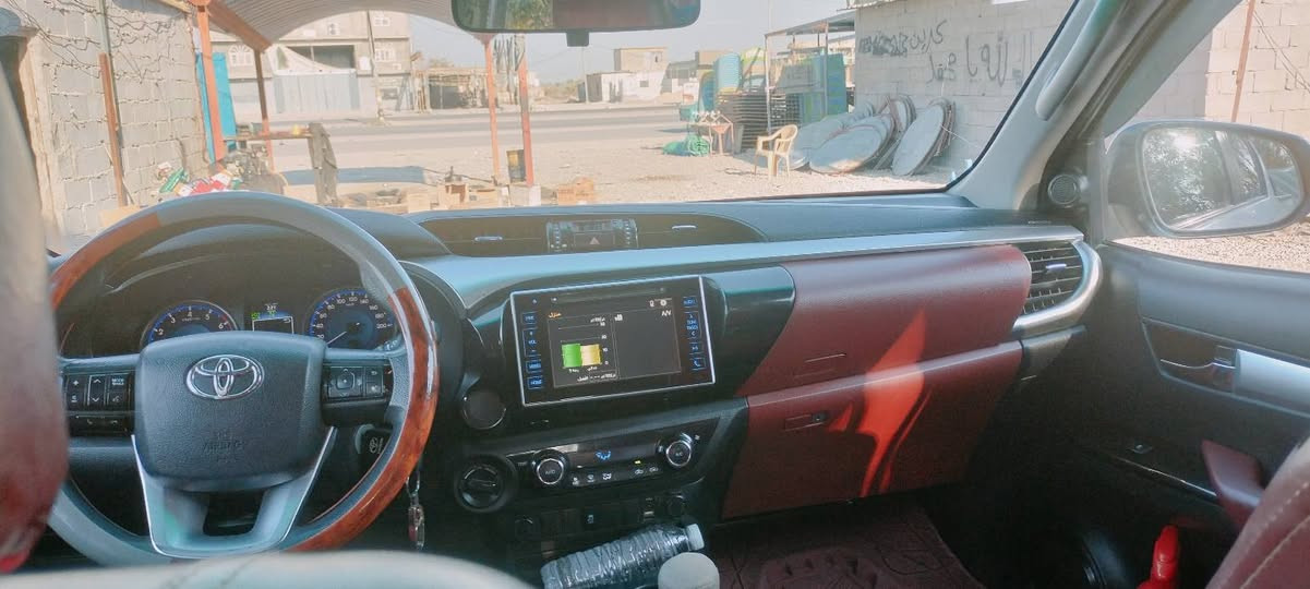 بيع هايلوكس موديل 17 اوتوماتيك تبريد امامي خلفي المواصفات معروفه المكان النجف الاشرف او مراوسه به جارجر ابيض للاستفسار اتصل على الرقم التالي ***********
