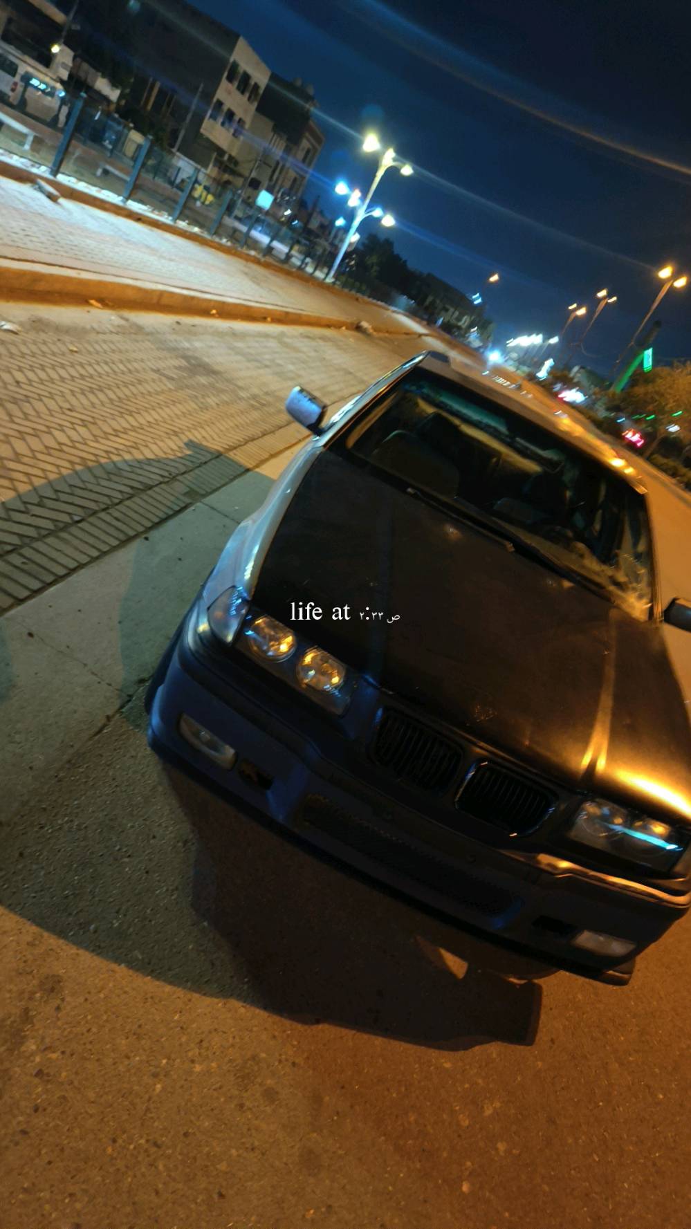 بيئم ٣٦е
V6
رقم دولي جديد
محرك جديد
كير عادي 
حداديه جديدا 
تايرات نضيفه 
بغداد حي لجهاد 