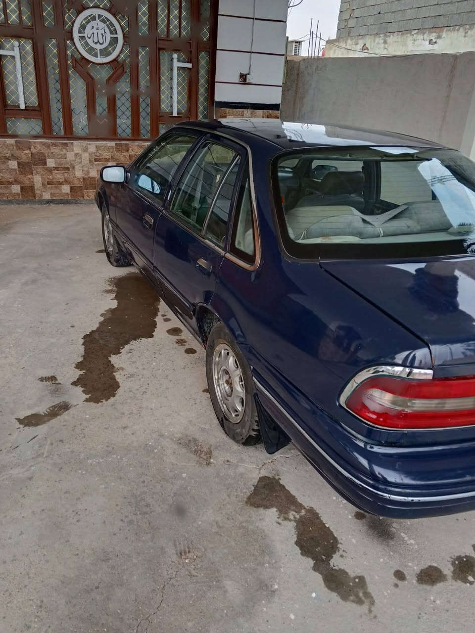 دايو برنس موديل 91رقم واسط سنويه لل 2028 كير اوتماتيك شاده قبل سبوع مكينه كفاله من التنقيص  تخم تاير جديد ضفيرن وعقل هم جدد السياره مصبوغه عام للجماليه مكان السياره واسط الزبيديه الشارع العام السعر 31    ,_. ***********
