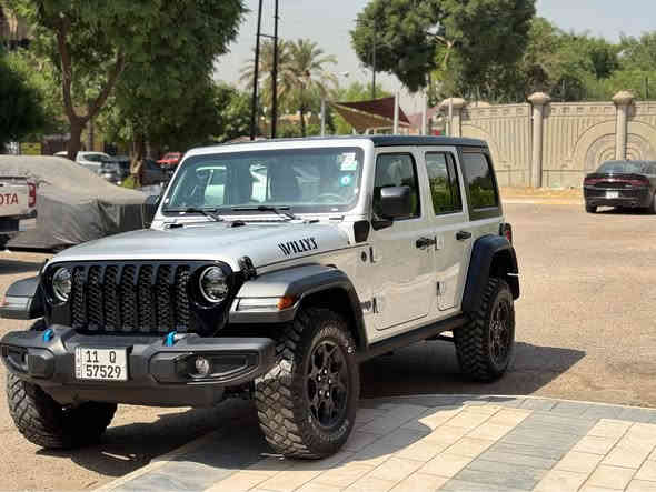 جيب رانكلر 4Xe 2023 وارد امريكي نيربو + هايبرد + هجين شحن خارجي
Jeep Wrangler 4Xe
2.0L 4
حجم المكينه : 2000 تيربو + هايبرد + هجين شحن خارجي
بدون حادث 
المواصفات
1.قماره تتفصخ اصير كشف
2. بصمه
3. لوكير
4.كشافات
6. شحن خارجي
7. بكلايت لد
8. شاشه
9.دمام خلفي
10.لايتات زنون هايلوجين

مرقم بغداد
السعر 315ورقة قابل للتفاوض 
تفاصيل اكثر هذا رقمي *********** تحياتي مكاني بغداد شارع حيفا بغداد
