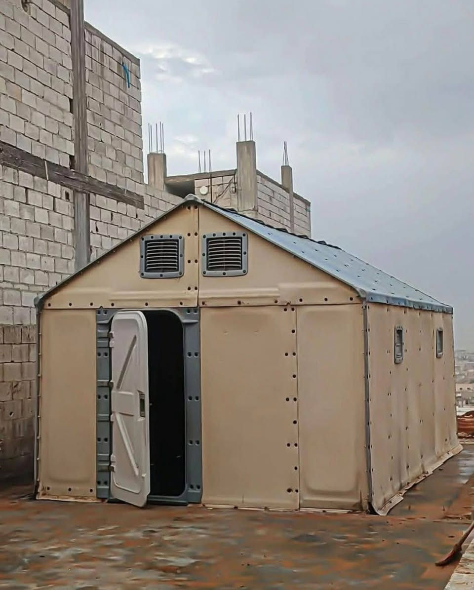 موجود خيم كرفانية للبيع. القياس. 6×4. صنع ياباني مصنوع من فايبر كلاص  السعر.  500الف  ***********موجود واتساب
