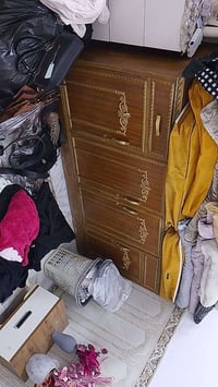 ميز مراية وبوفية للبيع الميز 25 البوفية 40 الف بغداد حي جامعة  0776853...