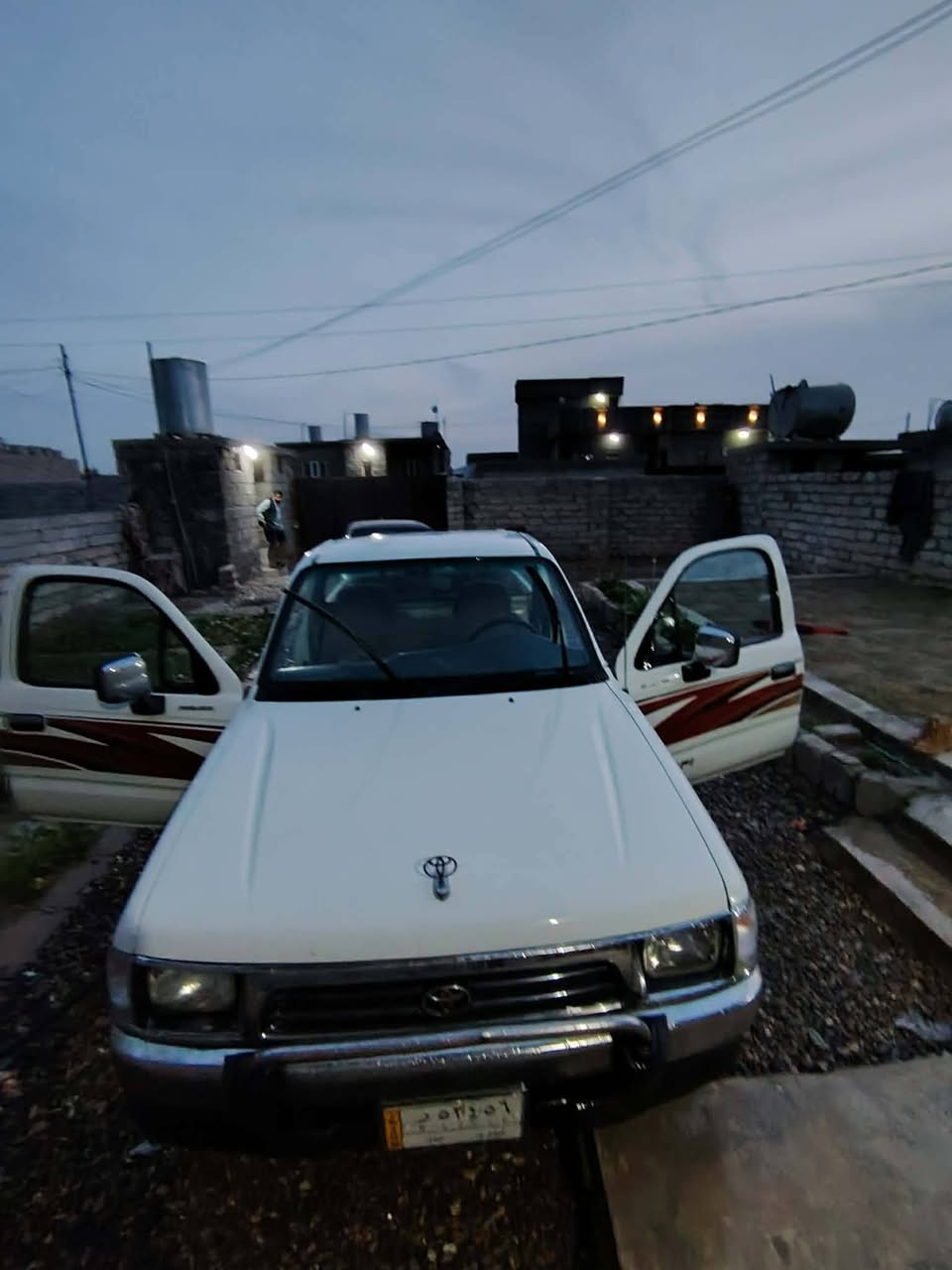 بيكم تيوتا 2001نضيف رقم نينوى البيع او مراوس بدبل ***********
***********
