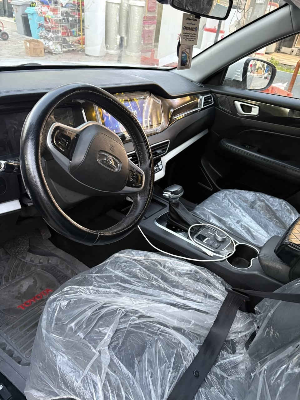 سياره كايا  X3
موديل 2024 
بصمه 
كامره تصوير امامي فيدو. رادار   وكامرن خلفي 
دبل شاشه. فول دجتال
فوليوم عدد3 ستيرن وشاشه وبجانب الكير 
تحكم ستيرن وسرعه 
 صوت المسجل اوتو مع السرعه والتحكم
اضويه لايت. اوتو 
السياره اوتوماتيك 
بدون سقف سلايت 
ميزه كونترول ترحيب 
سياره بيها شبر تعذيل بارد صندوق خلفي على اليمين
اوتو هولد 
 A b s 
جامات 4 اورو. مع قفل اوتو  موبايل كورك واتساب فايبر
***********
