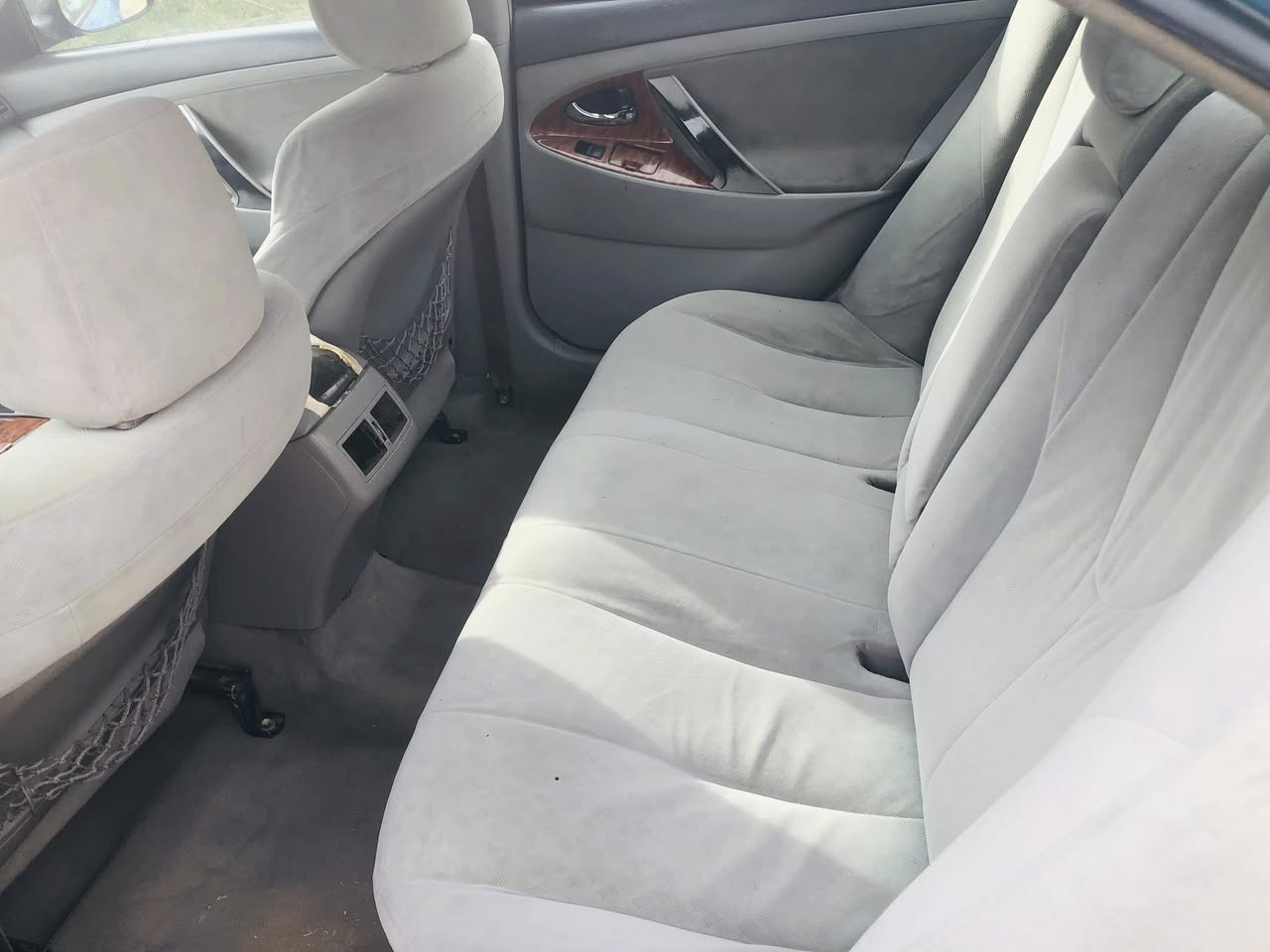 السلام عليكم مكلف بل نشر كامر2007خليجي مكفوله من ضربه او صبغ السياره فول مواصفات السعر 85نقد الاستفسار اتصل على 
صاحب السياره ***********
