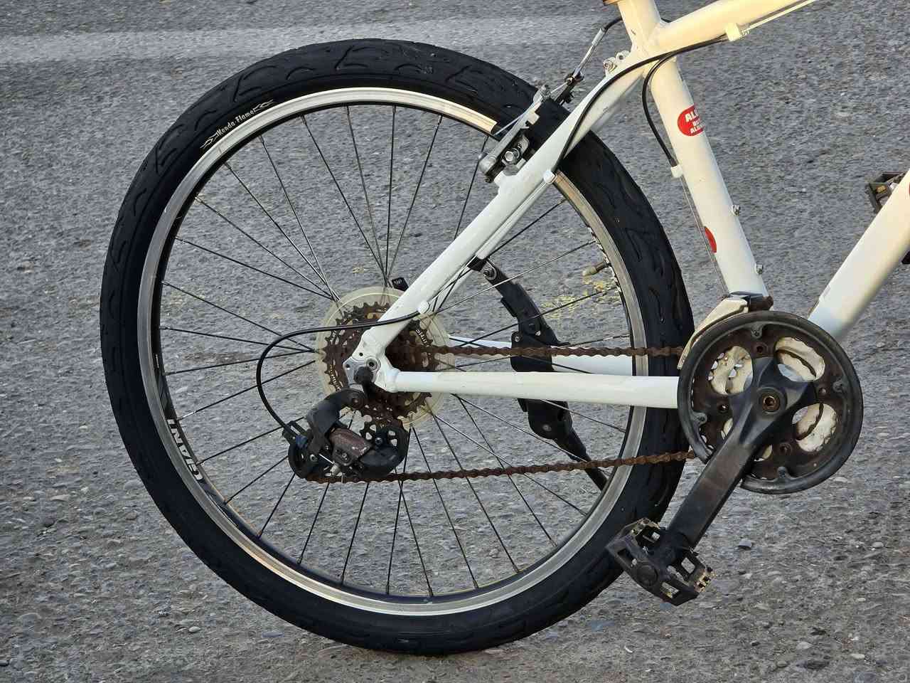 السلام عليكم
سلام عليكم 
دراجة ماركة جينت امريكي 🤍
مال حاوية غير مستخدم
لشة فافون سناب 
فقاسات 7/3
(سعر 225) 👈بيع فقط 👉
مكاني موصل ايمن


**إذا كنت صاحب هذا الإعلان وتريد حذفه لأي سبب، رجاءا أرسل رسالة إلى الدعم الفني**