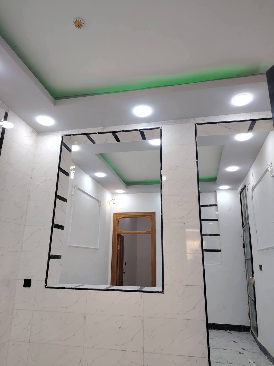 *دار للبيع مساحة 50متر  ....طابو زراعي سند 25
حق التصرف قرار محكمه باسمك مشمول بالتطويب ...

*عنوان شارع المطار الصب مقابل ملحق قرية الغدير

بسعر 💸💸 25 مليون وبي مجال 

♦️ بناء درجه اولى جناي طابوق نهروان جمهوري صب تسليح اساس وسقف والكثير من التفاصيل موجوده في صور المنشور

*خدمات كامله ماء كهرباء تبليط بعرض 15 متر خط مولد سوك اناره ليليه 

مدارس اهليه وحكوميه انترنيت 

للاستفسار اتصل على ***********أو مراسله واتساب *********** 

@الجميع
