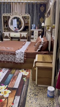 غرفه اخشاب تركي 11 قطعه مثل ما موضح بالتصوير مستعمله قليل   عنواني بغد...