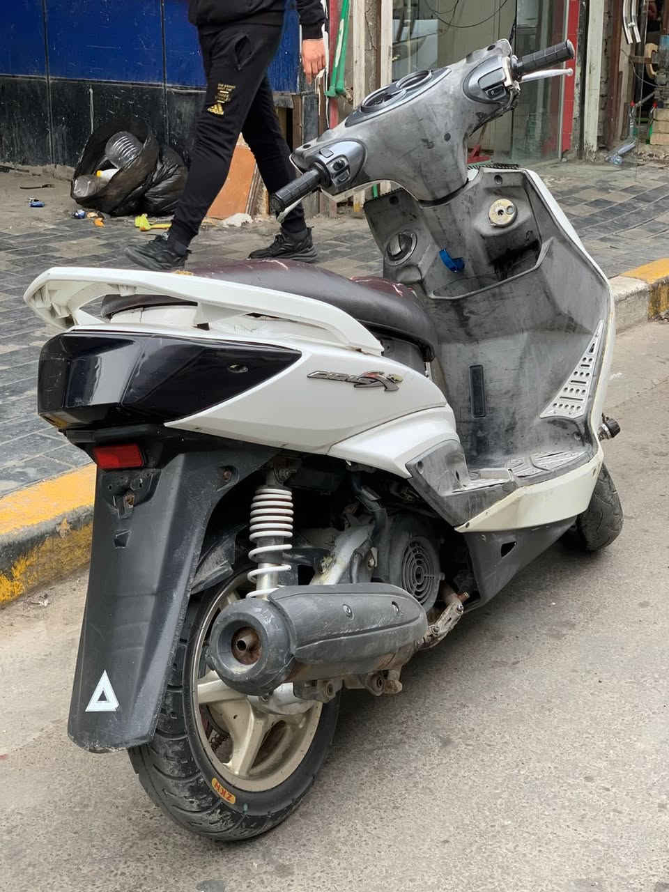 سكنس فحل ياباني دراجه بلاديه من طول لطول ماابيه اي نقص درجه حلوه مكينه تخبل العنوان بغداد ***********
