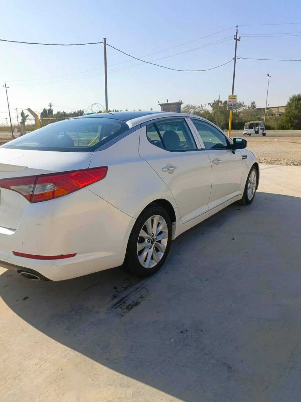 السلام عليكم 
اوبتما 2011 خليجي
مكينه 2000 دوش
مكفوله عدى باب خلف السائق 
تبديل اصلي نفس اللون 

السعر 118 وبيها مجال 

واسط/ النعمانيه 

مكلف بالنشر 
رقم صاحب السياره 

***********
***********
