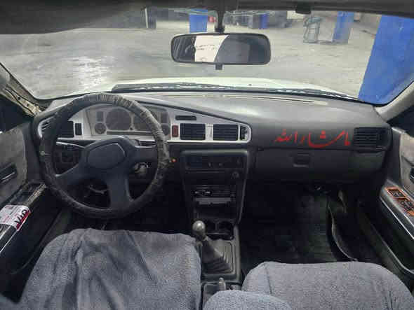 ئەم مازدەیە بۆ فرۆشتن 1992
سەیارەکە بێ سەرەتایە ماڵی مەدەنی بەشەرت
سەیارەکە بێعەیبە تووندۆ تۆڵت
سعریشی ۱۲گەڵاو معامەلەیەکی برایانە
*********** كويسينجاك
