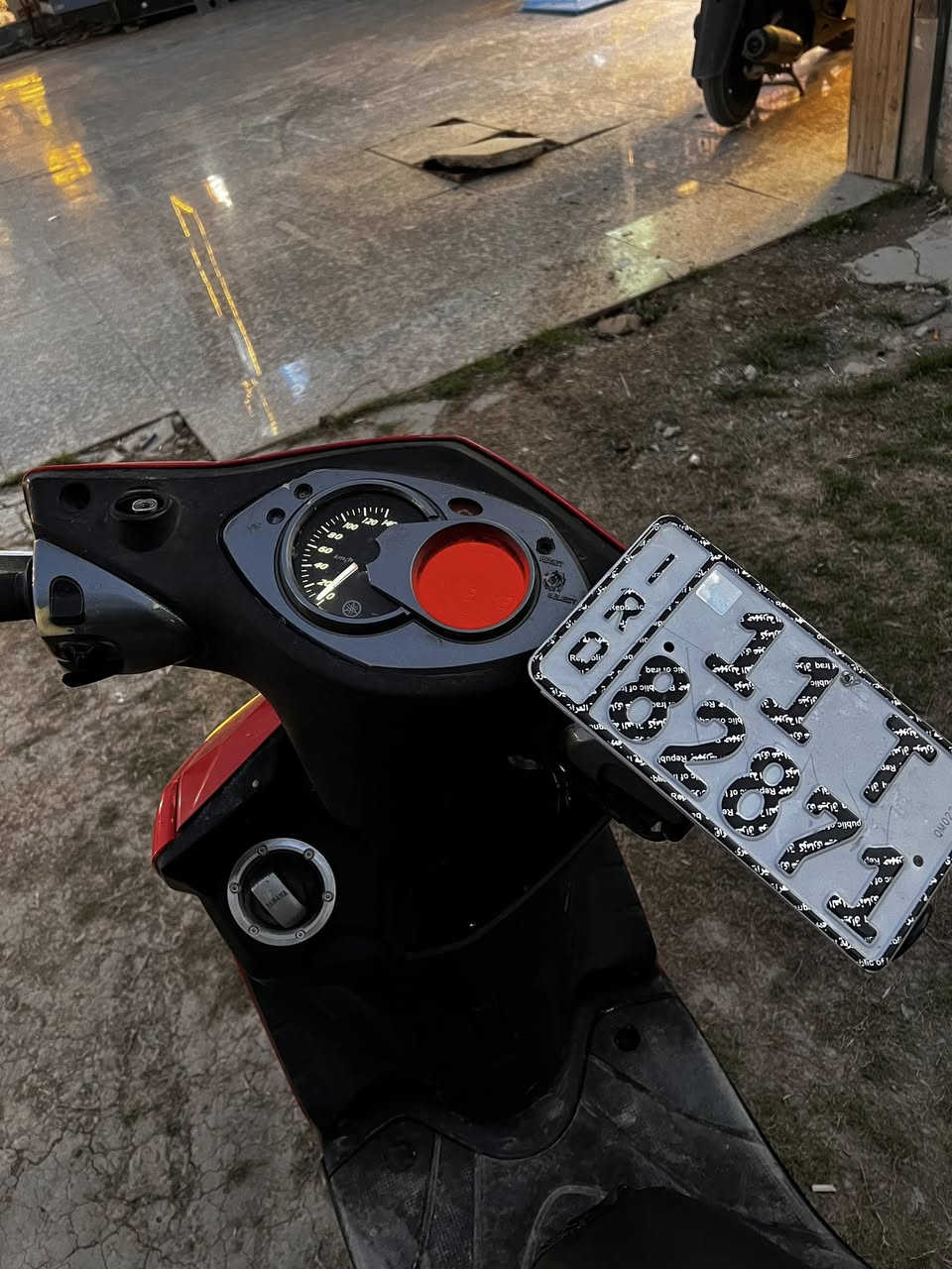 السلام عليكم دراجة سكنس ياباني (مرقم) الدراجه كامله محرك مكفول والكفرات شوفت عينكم بعد العنوان الكاظميه للاستفسار (***********)
