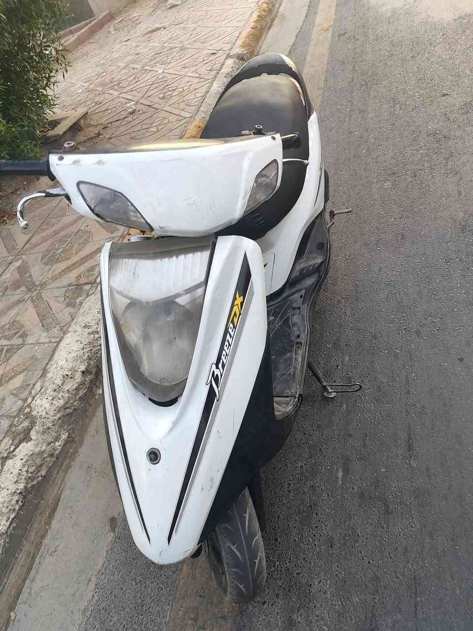 السلام عليكم ورحمه الله وبركاته للبيع دراجه بريز نقص باتري فقط محرك ناعم سعر 350قفل مكاني بغداد ساحه عدن هاتف ***********
