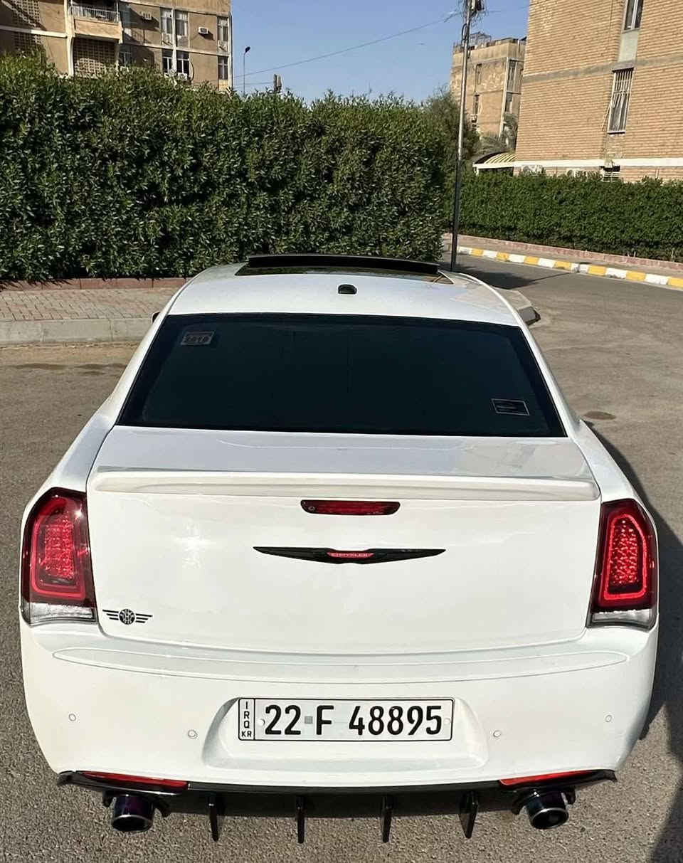 السلام عليكم من رخصت الأدمن
اوباما كلايسار 2016م وارد خليجي شركة هارلم مكفولة 
كفالة عمة عدة الدعامية المامية مبدلة عامة 300s
فول مواصفات لمتد السبارة بسمي تحويل مباشر 
مكينة 3600.V6توويل
ماشية  170الف كم
رقم اربيل الدولي الجديد 
حساس امامي خلفي وحساس اطارات 
رادار جانبي اشاير بلمري 
تحكم بلكشن دمام بلصندوك 
كشنات حضن ومساج
بنرامة كشنات تدفة تبريد  اسود ملكي 
خزن ميموري بردة خلفية كاسات حار بارد 
شاشة جبيرة سماعات سستم بيتس 
دمام بلصندوك 
تشغيل عن بعد دخول ذكي 
كامرة دوار محدد سرعة 
حدادية صدر  امامي خلفي جديدة مكينة كير مكفولة 
وباقي المواصفات معروفة  
السهر 255
الهاتف ***********
مكان سماوة
