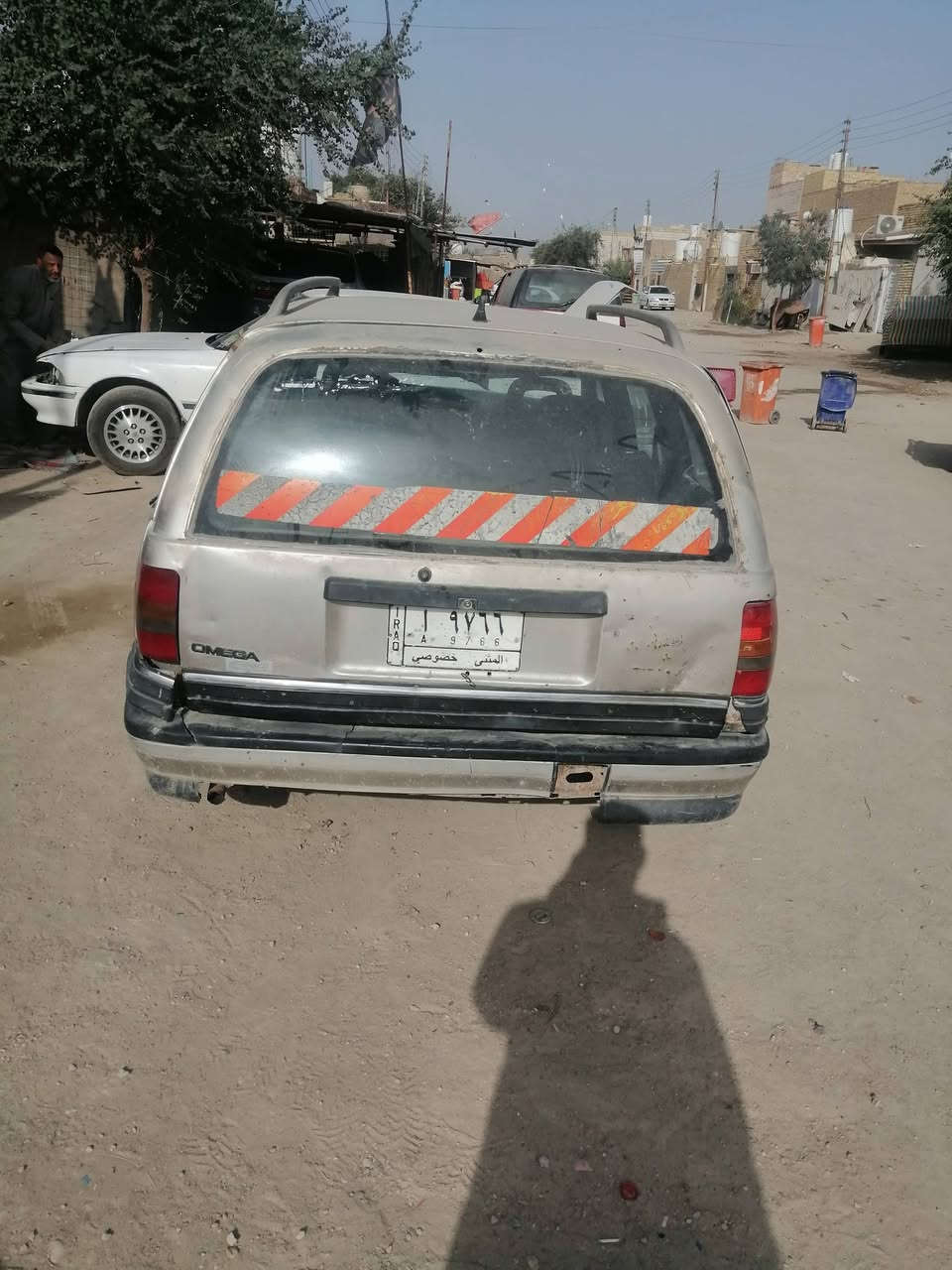 السلام عليكم اوبل اوميكا رقم مثنى سنويه لغايه 24 محرك مايشتغل كير اتوماتيك راعيها موجود ابيع رقم السعر 10 أوراق الاتصال *********** مكاني ناصريه
