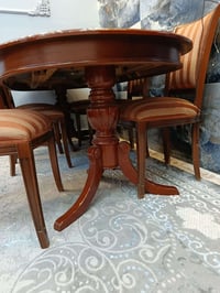 ميز طعام • جبير • للبيع