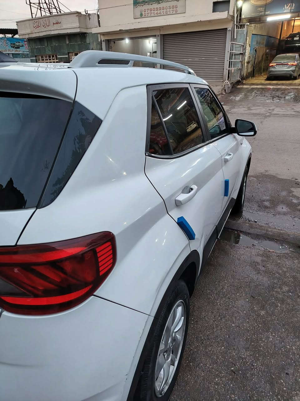 🚗 للبيع
هيونداي  فينو 2022

🌍 المدينة - بغداد –  شارع حيفا
•   🛣️  المسافة المقطوعة    -   30 الف مايل

------------------------------------------------------------ 

✅ المواصفات :

📅 الموديل: 2022
🛣️ الممشى: 30000 مايل

⚙️ المحرك: 1600cc دبل نوزل – أداء ممتاز واقتصادي
🧾 الضرر: شبر ب البنيد موضح ب الصوره
🛞 الويل: 16 إنج

• ناقل حركة أوتوماتيك سلس
• قيادة مريحة وهادئة
• استهلاك وقود منخفض
• شاشة وسطية مع نظام ملاحة
• مقاعد قماش مريحة
• تحكم ستيرن كامل
• مكيف أمامي قوي
• نوافذ كهربائية + سنترلوك
• مدخل USB وAUX
• مثبت سرعة  
السعر: 135 وبيها مجال 

هاتف: 0783893899


**إذا كنت صاحب هذا الإعلان وتريد حذفه لأي سبب، رجاءا أرسل رسالة إلى الدعم الفني**