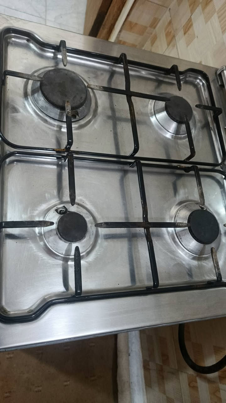 طباخ مصري فرش كدامكم نضافته وشغله مكاني ناحية الصلاحيه شارع الجامع ***********وعندي توصيل تفحص يلا تاخذه
