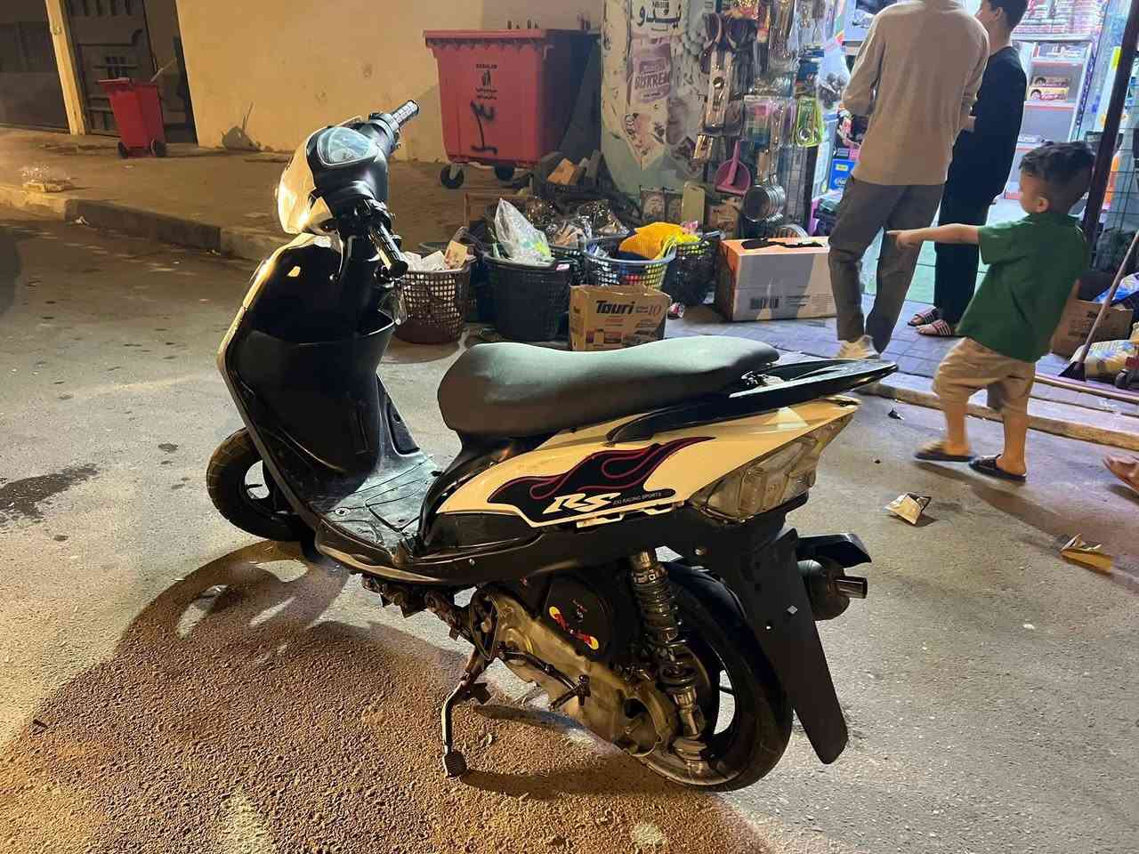 سلام عليكم ماكس عدله بوشه 55 كهربايات كامله. تشقيل هندر دراجه معدل وشلعه خير من الله مكاني بصره كرمة علي. السعر 475 وبيه مجال قليل لرقم ***********
