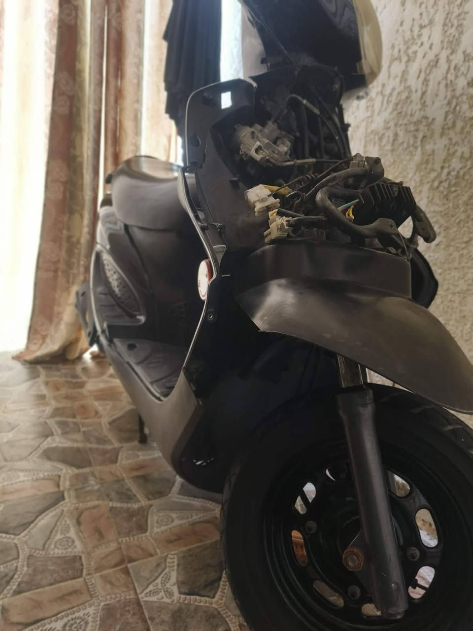 سلام عليكم كامكو للبيع مديل 2014 مفتوحه بس بستم عوزهه بس كفرات كدام سعر 400 مكاني رفاعي 👋


**إذا كنت صاحب هذا الإعلان وتريد حذفه لأي سبب، رجاءا أرسل رسالة إلى الدعم الفني**