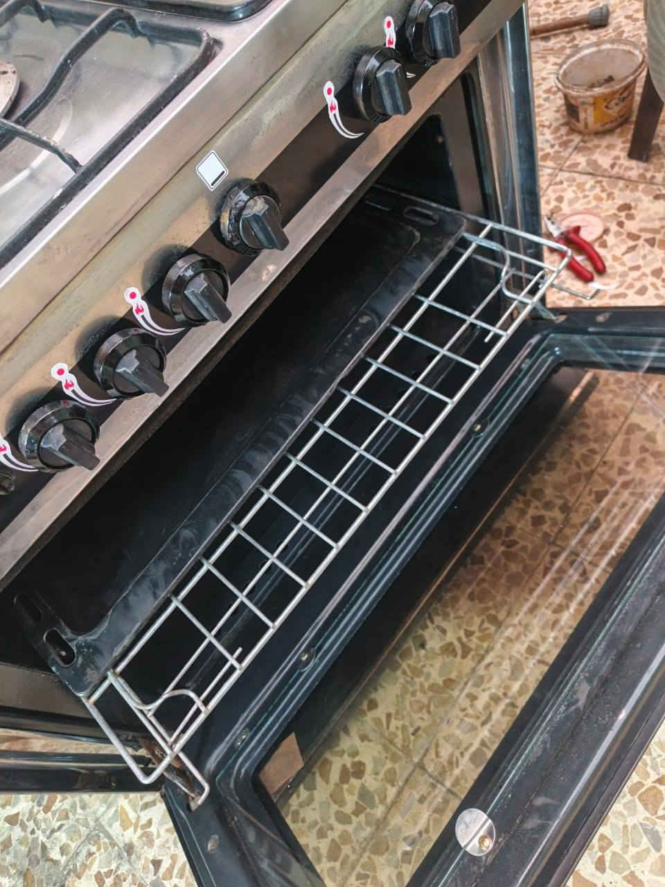 طباخ فريش مصري استيل خمس عيون افران منفصله كله شغال تاخذون على الفحص وناخذ تبديل
للبيع الاستفسار خاص او رقم الهاتف ***********
