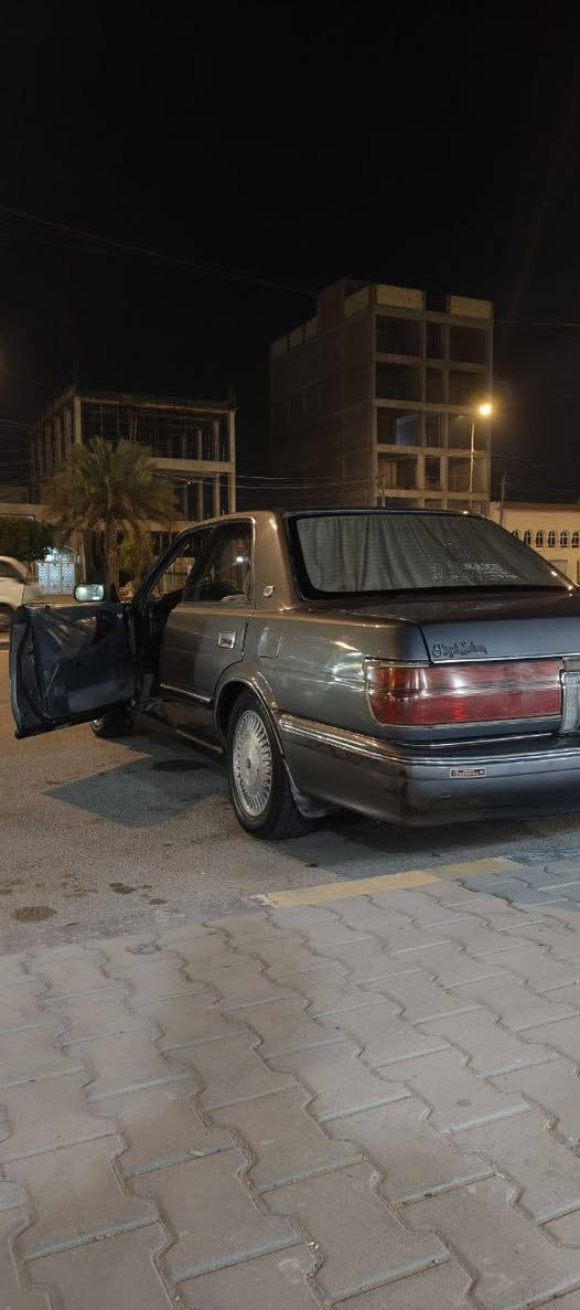 السلام عليكم
هارتوب toyota 🇯🇵✅crown موديل 90 
كير مكينة 2500 ✅vvti. 🇯🇵
سيارة مكفولة من كص وضربة ونقل الجثة ومن كافة الاصوليات✅ 🇯🇵
صبغ عام جمالية✅ 🇯🇵
كهربائياتهة كلهة شغالة✅ 🇯🇵
تبريد شرط ثلج ✅🇯🇵 🇯🇵
رقم نجف الماني باسمي ✅🇯🇵
شاشة اندرويد +كامرة خلفية✅🇯🇵
دوشمة toyota + لايلون بيبان✅ 🇯🇵
منضومة زنون ✅🇯🇵
دشبول جديد جديد✅ 🇯🇵 
جنطة مدوشمة جديد ✅🇯🇵
السيارة باسمي مال جناي مرتبة ومتعوب عليها وجاهزة ✅🇯🇵 
عنوان السيارة النجف الكوفة حي ميسان 🅿️
السعر 55 ورقة وبيها مجال للشراي 
كل التفاصيل مذكورة اذا شراي تعال شوفهة بخدمتك 
للاستفسار اتصل *********** او
***********
