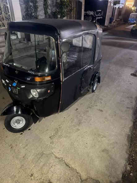 سلام عليكم تكتك لبيع ٢٢شهر ١١ تكتك حلوة وخير من اللة تكتك كفالة بس دوس مكاني ديالى بعقوبة تحرير سعر ٩ ونص بيها مجال رقم تليفوني ***********
