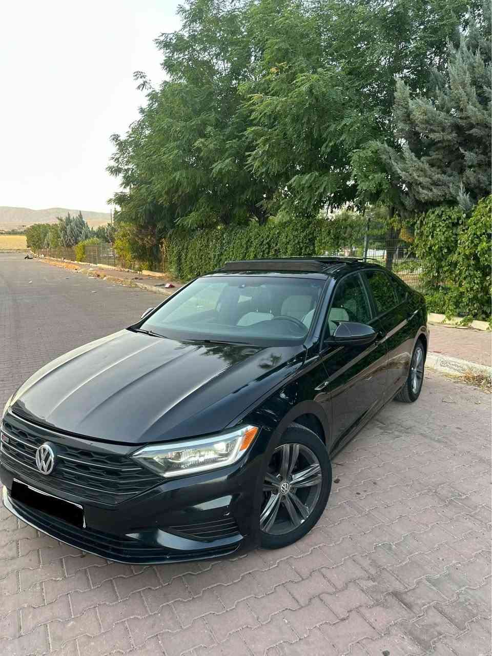 VOLKSWAGEN JETTA , 2020

فولكس فاجن جيتا 

S/R-LINE

موديل. 2020
اللون أسود
الرقم اربيل 
فول فول /فقط گير عادي 
بانوراما
الضرر فقط بونيد بدون شواصي ١٠٠/١٠٠
بصمه + كشن جلد و 4 كشنات تدفئه +استيرن هيتر 
تنزيل جام و رفع الجام و البانوراما عن طريق الريموند كنترول 
ويل كروم
رقم سنويه جديد 
مكان دهوك - عقرة 
السعر 118 و مجال بسيط
موبايل *********** اكر, نينوى

