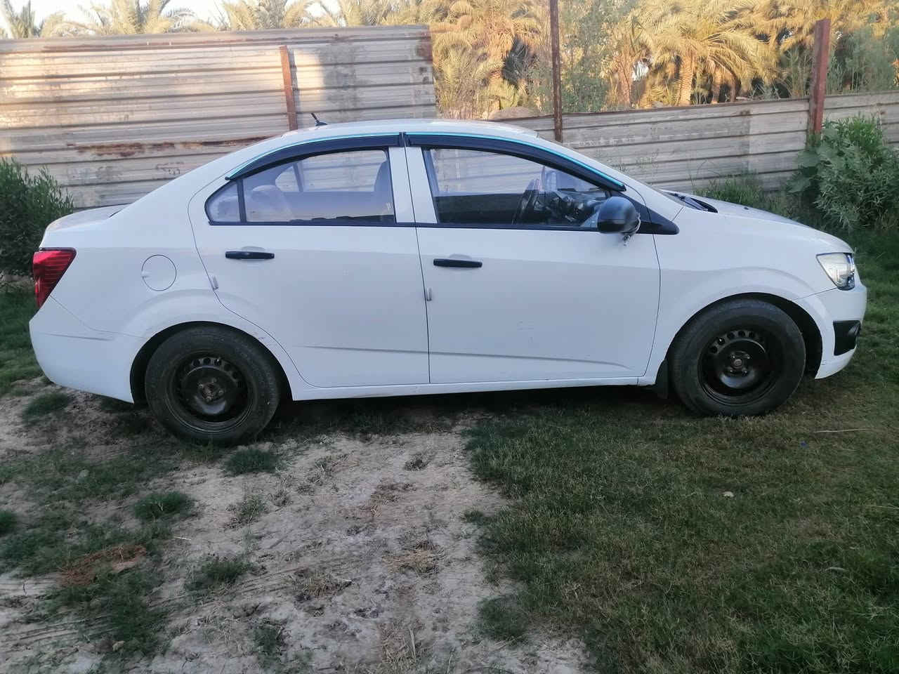 شوفر ليت سونك موديل 2012وارد خليجي.  رقم قادسيه باسمي.  مكينه 1800. جاهزه ع اخر حبايه.  مكانهه بالنجف. بالكوفه ***********
***********
