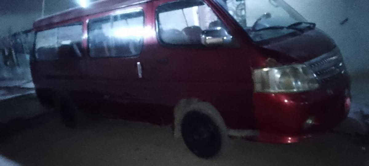 السلام عليكم سياره فتون موديل 2010 للبيع تواصل والاستفسار ع الرقم 
 +964781 412 3475
