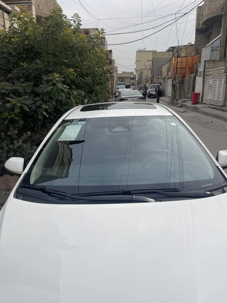 السلام عليكم

كورلا شكل الخليجي كفالة عامة موديل ٢٠٢٥ فول مواصفات 
ماشية ٩ الاف فقط السيارة كلش نظيفة 
موصفات 
فتحة 
بصمة+ دخول ذكي 
كشنات جلد 
قيادة ذاتية +خروج عن المسار+مثبت سرعة+ توقف ذاتي
تحكمات +شاشة+كاميرا خلفي دوارة
وباقي المواصفات المعروفة
السعر ١٥٢ وبيها مجال بسيط حك الجية فقط
مكاني بغداد الشعلة 
***********
