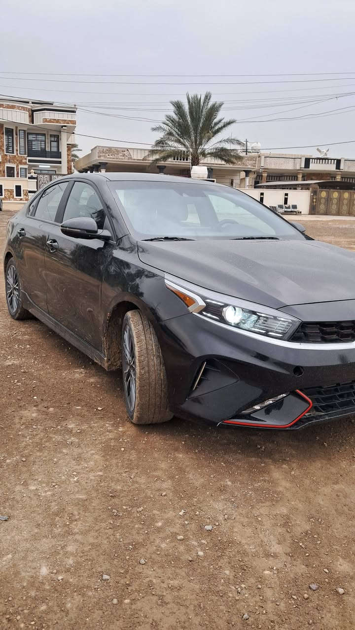 فورتي ٢٠٢٣ GT وارد امريكي حادثهة مرفق بل منشور  موصفات معروفة GT محرك الفين  لسعر *********** اتصل او بيك خير ودلل
