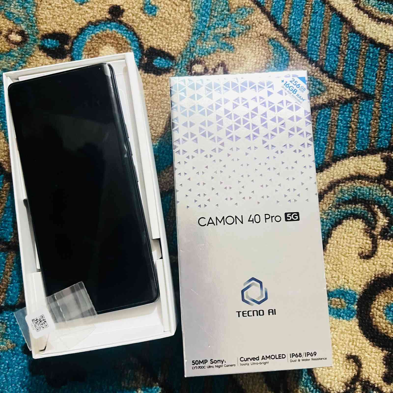 السلام عليكم جهاز تكنو كامون 40 برو للبيع 290 الف بعده جديد أوو مراوس بايفون 13 أو 12 برو ماكس مبدل اي قطعه بي عادي للتواصل خاص او رقم 
*********** تحياتي للجميع ❤.
