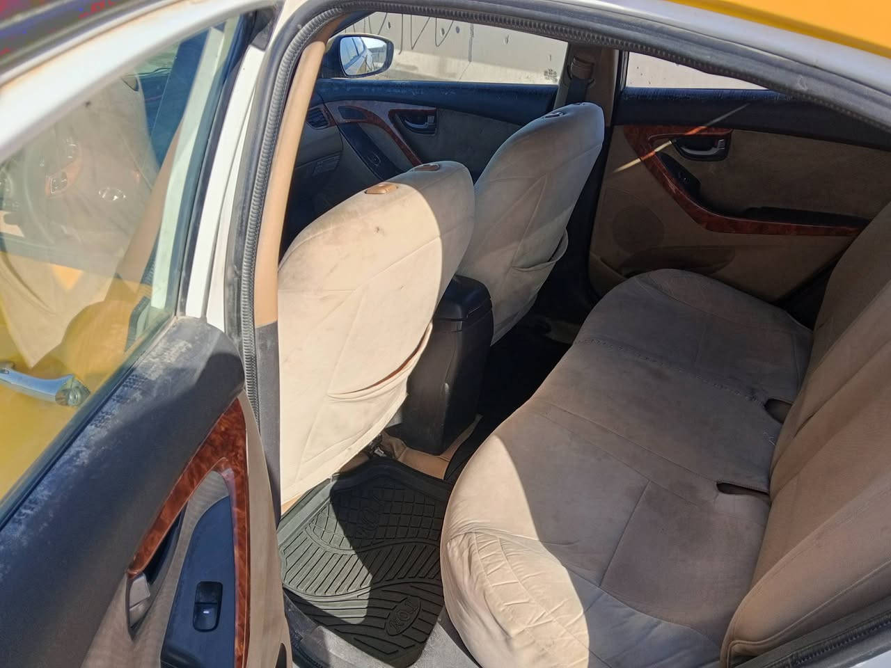 السلام عليكم النترا موديل 2012 مكينه كير تبريد حداده كله جديد سنويه ما منتهيه بعدهي للبيع او مراوس سعر 83 للاستفسار الاتصال على الرقم ***********
***********
