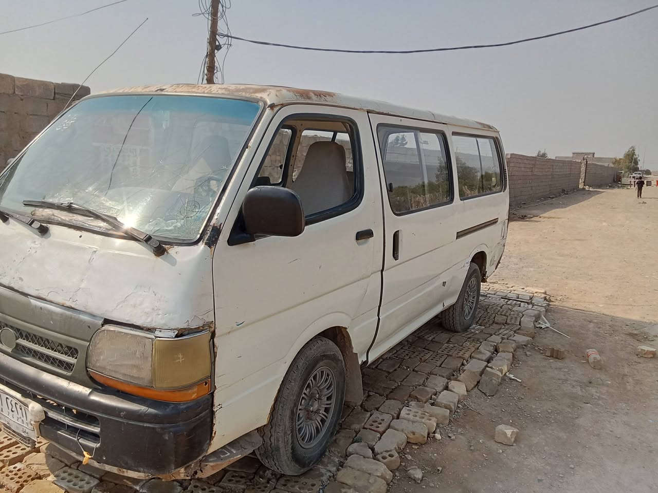 هايسه موديل 90 كير عاطل  البك ما يجي وكازكيت بيهه ومطلوبه 560هيئه السعر 20 وراعيهه يريد تحويل رقم ***********
