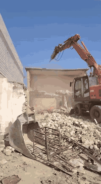 تفليش الدور ورفع الانقاض بموادة فقط وتعديل الارضيه مع تحياتي للجميع ‏‪0774 592 5988‬‏
